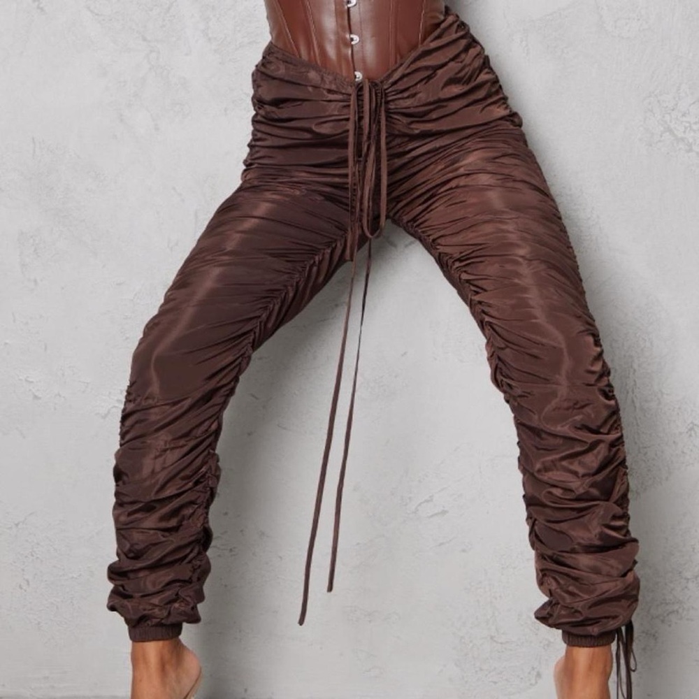 Ruched Leg Dip Waist Trousers